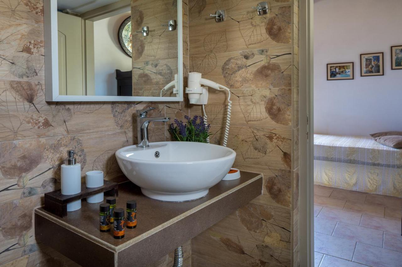 The Olive House Villa Kondomarion Luaran gambar